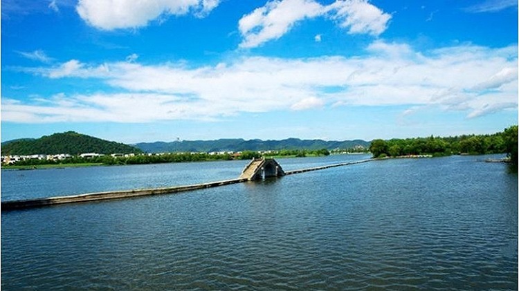 台州水库探秘，实时水位揭示巨浪之巅的宁静与力量（12月14日）