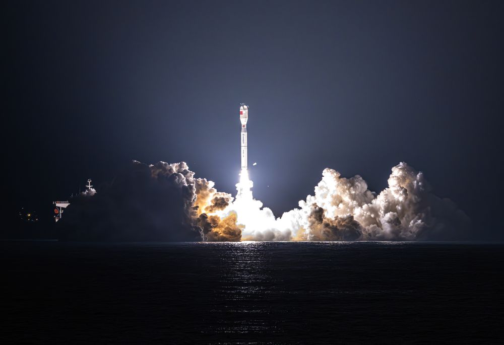 最新卫星地图数据获取指南，从初学者到进阶用户，如何操作获取最新12月卫星地图实时更新数据