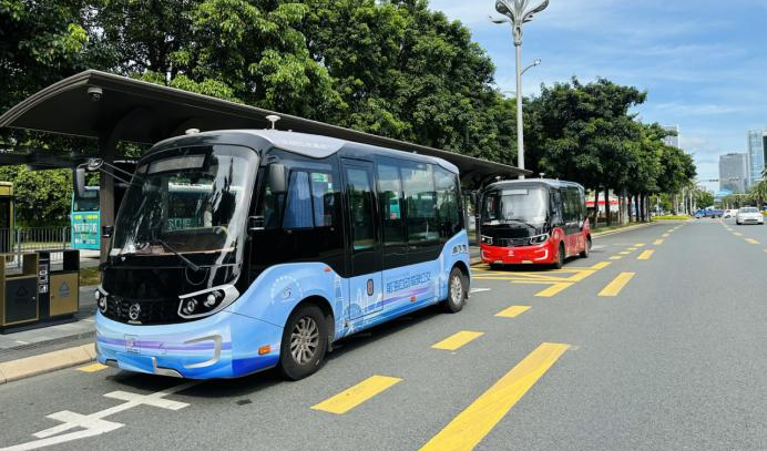 驾驭未来公交之旅，鹤山公交实时查询与成就感的魔法时刻（2024年12月22日）